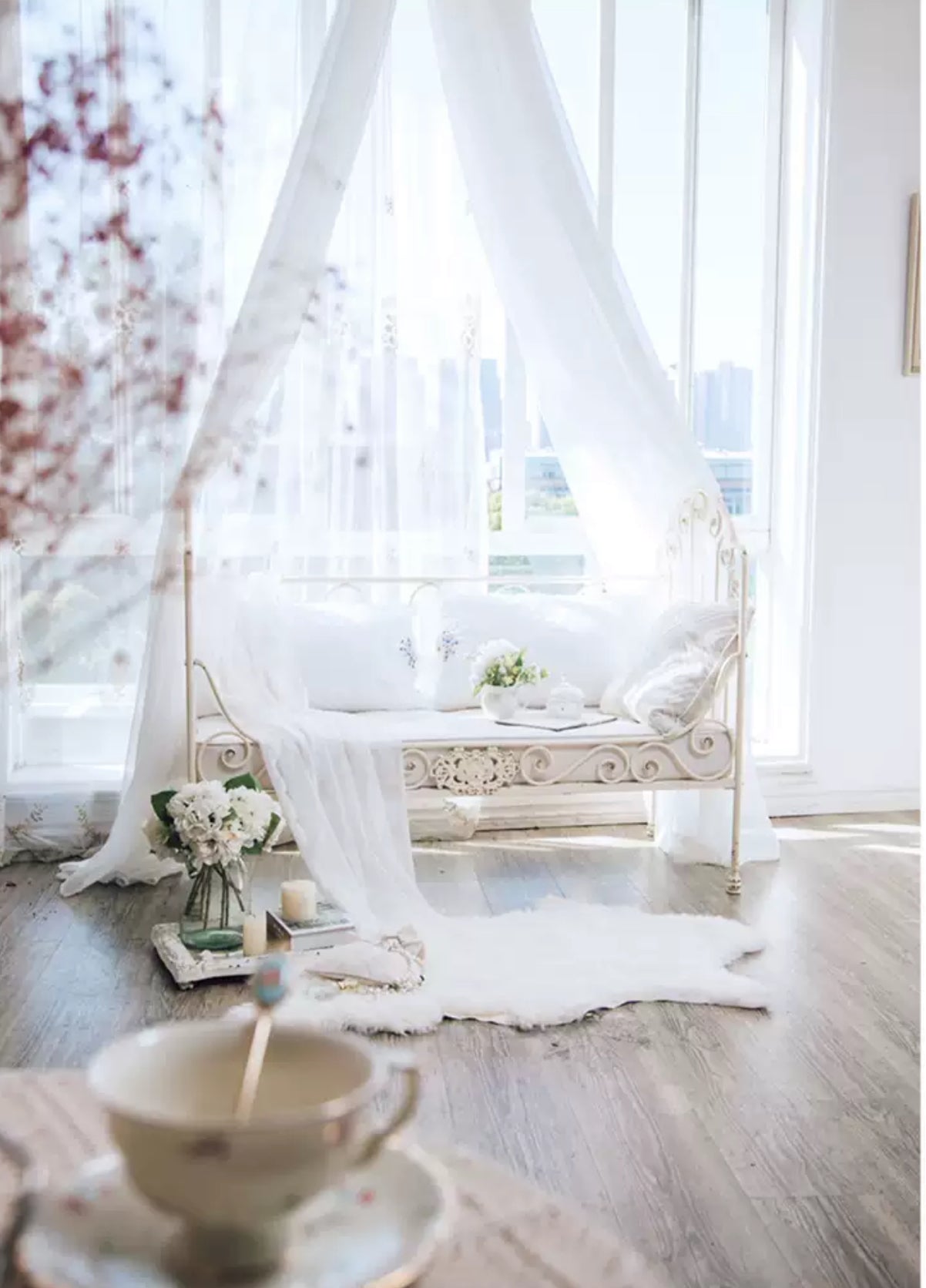 Cozy Single Daybed Frame include sofa