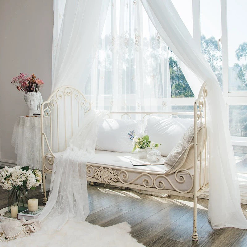 Cozy Single Daybed Frame include sofa