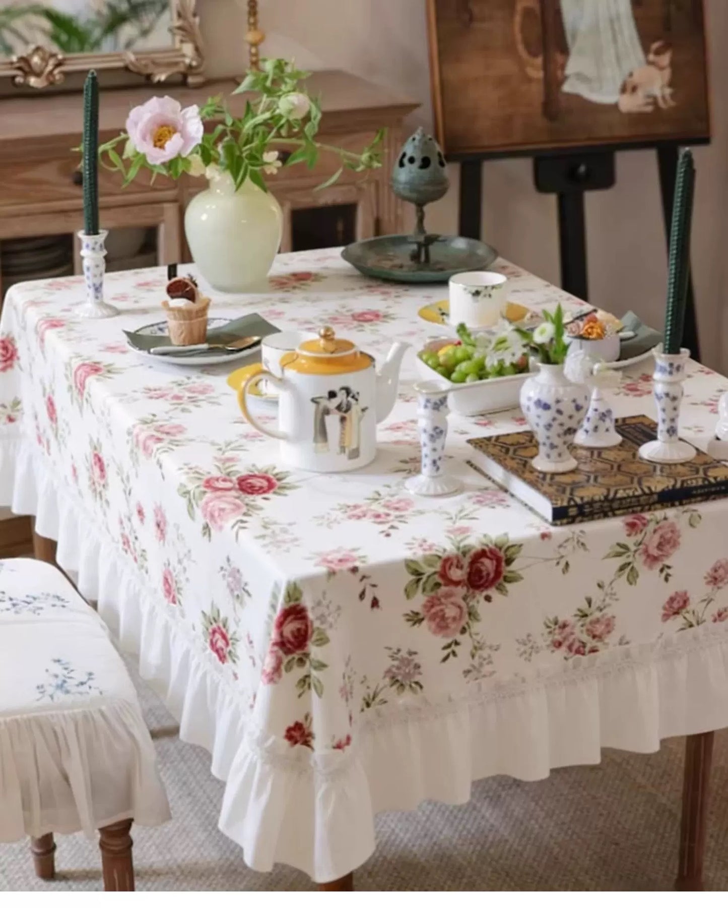 White floral table cloth with ruffled
